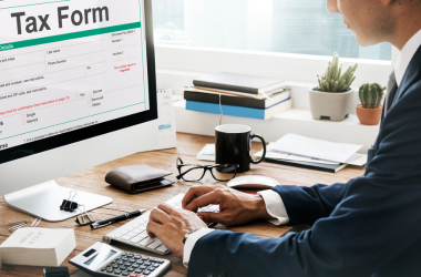 Certified VAT consultants in Dubai providing expert tax advice